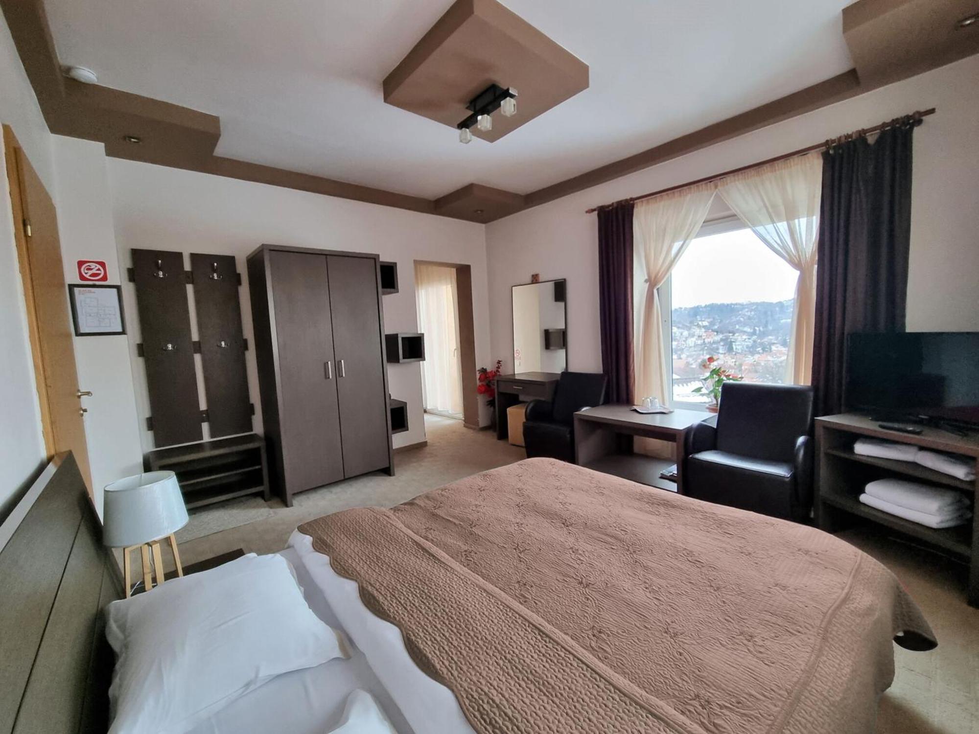 Casa Cristina Hotel บราชอฟ ภายนอก รูปภาพ